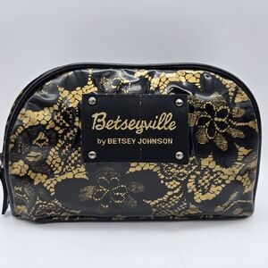 Betsy Johnson Make Up Bag